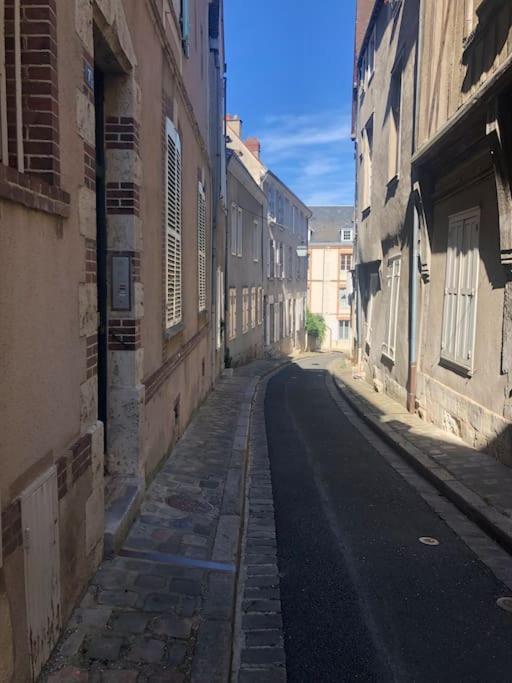 Superbe 2 pièces à deux pas de la Cathédrale Apartamento Chartres Exterior foto